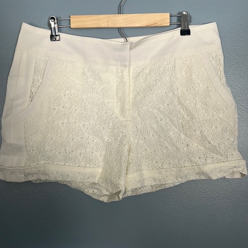 White lace shorts size 13/14 maurices